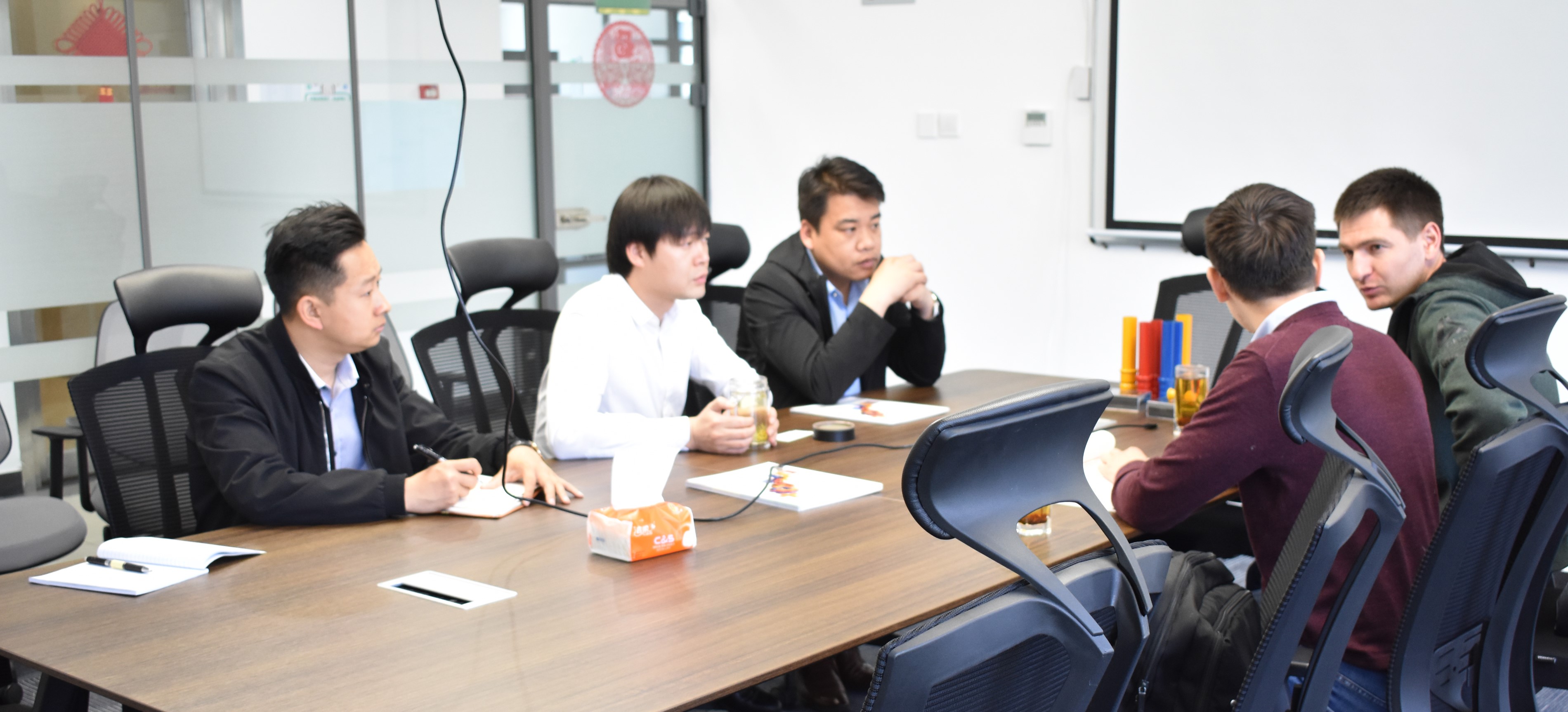 熱烈歡迎哈薩克斯坦客戶蒞臨我司參觀洽談合作
